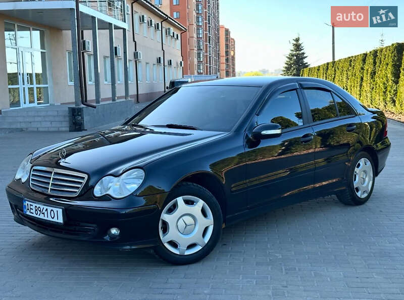 Mercedes-benz C-class (2006)