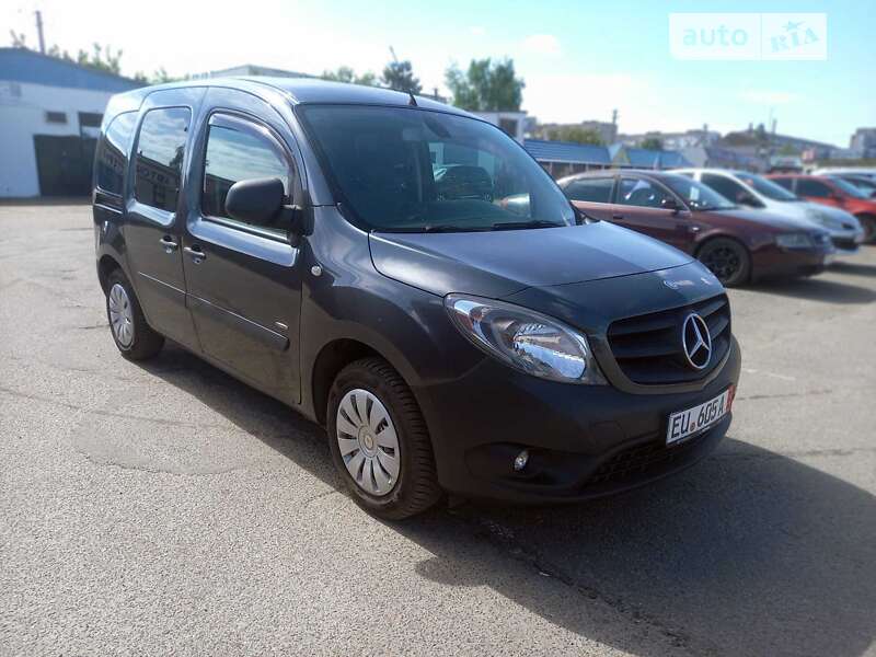 Mercedes-benz Citan (2012)