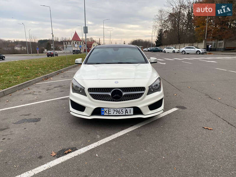 Mercedes-benz Cla 250 (2013)