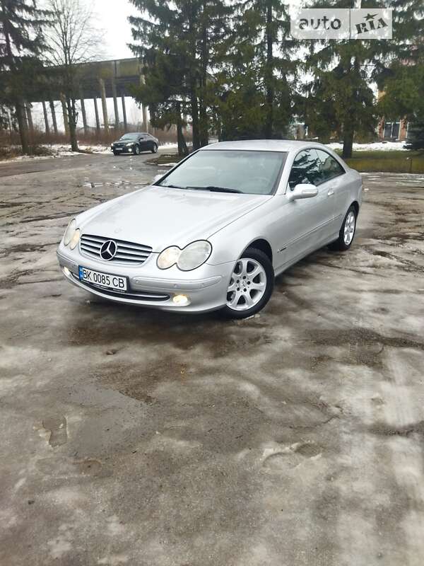 Mercedes-benz Clk-class (2004)