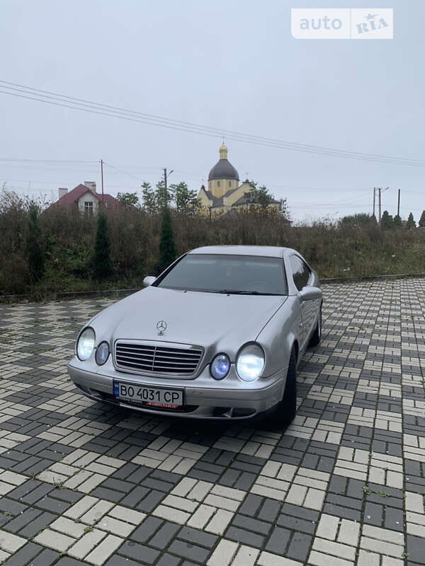 Mercedes-benz Clk-class (1998)