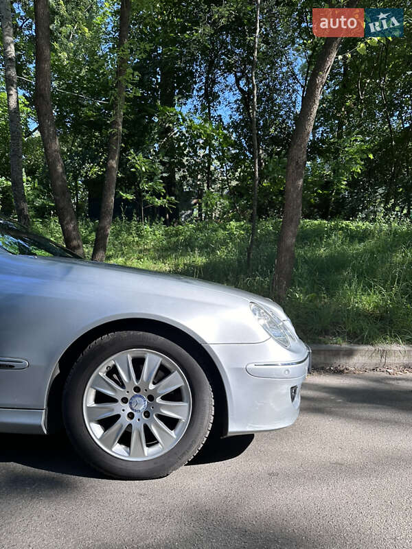 Mercedes-benz Clk 200 (2005)
