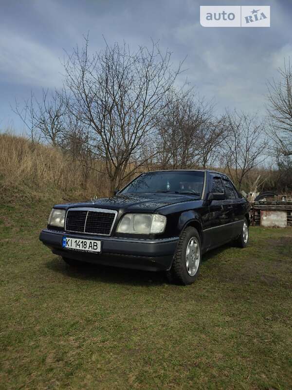 Mercedes-benz E 220 (1994)