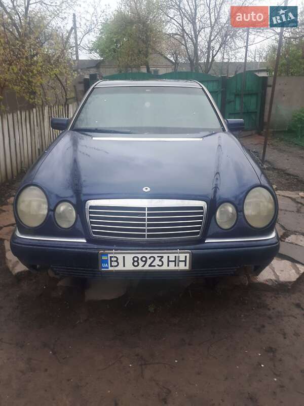 Mercedes-benz 220 d (1996)