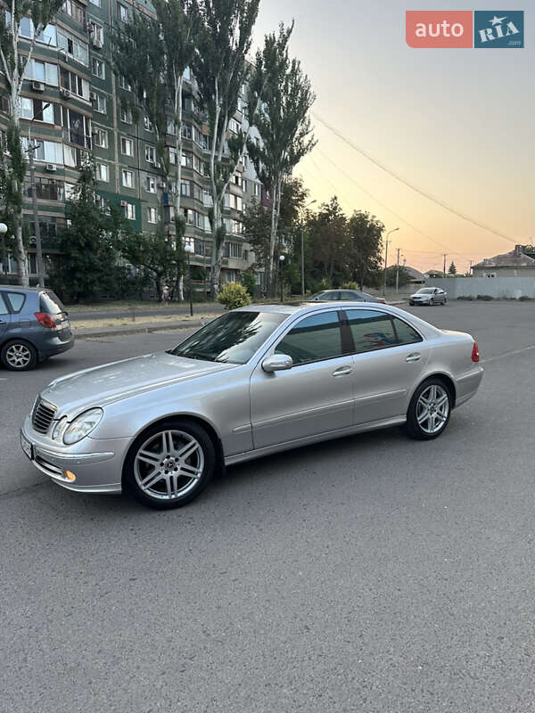 Mercedes-benz E 320 (2003)