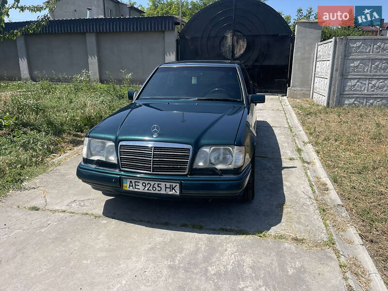 Mercedes-benz E-class (1994)