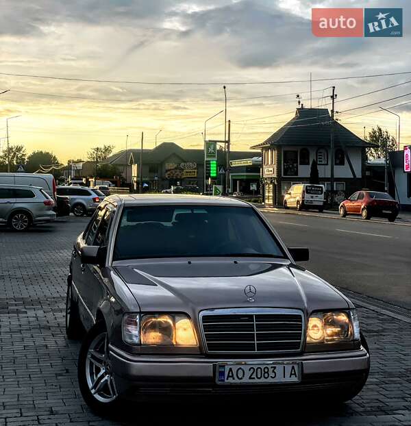 Mercedes-benz 124 (1994)