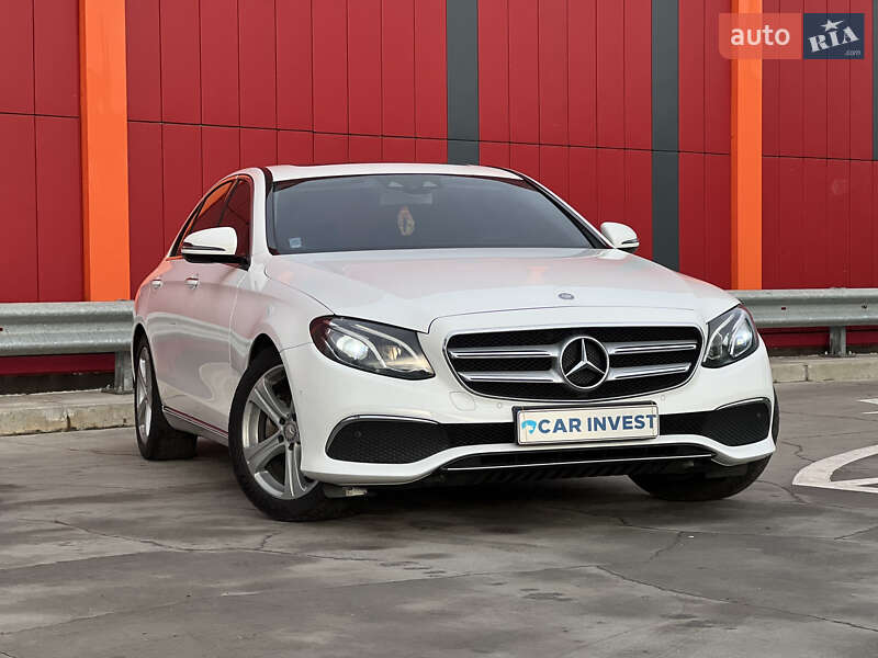 Mercedes-benz E 200 (2016)