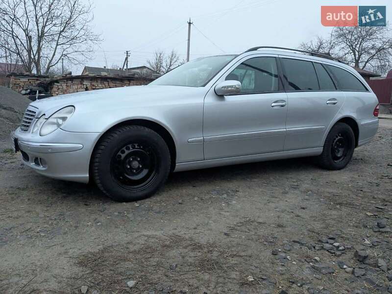 Mercedes-benz E 320 cdi (2005)