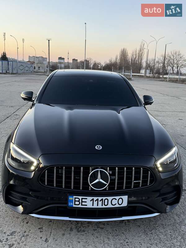 Mercedes-benz E-class (2021)