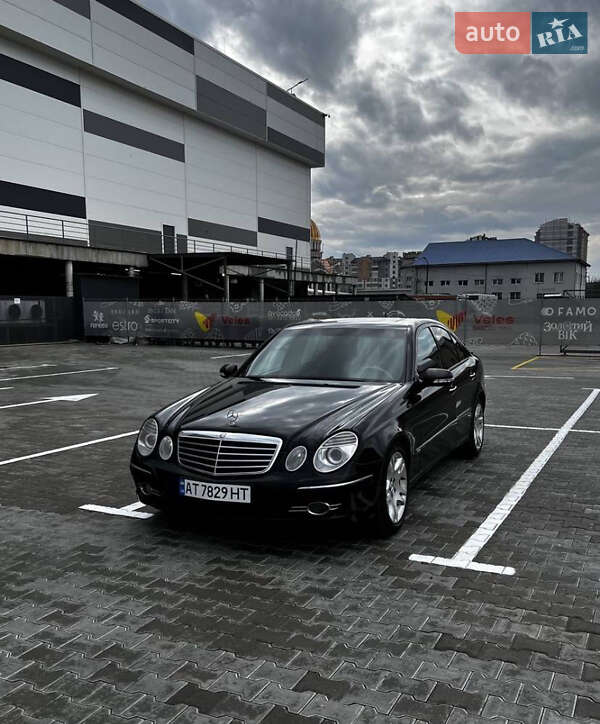 Mercedes-benz E-class (2006)