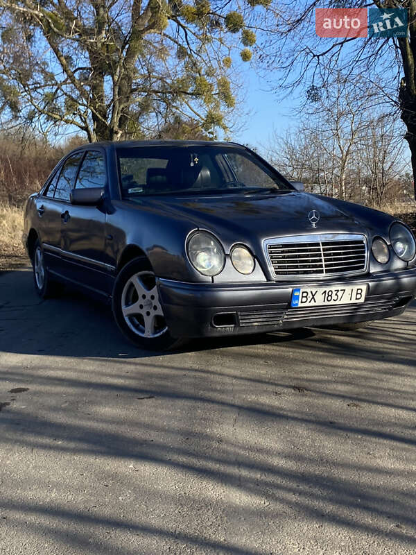 Mercedes-benz E-class (1996)