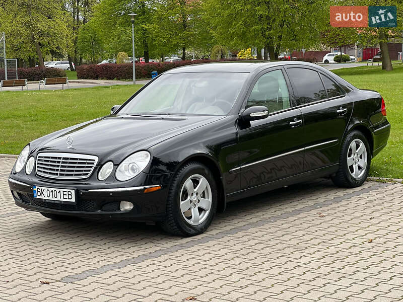 Mercedes-benz E-class (2005)