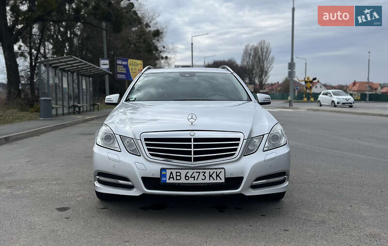 Mercedes-benz E-class (2012)