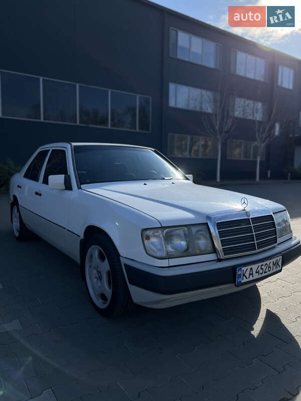 Mercedes-benz E-class (1991)