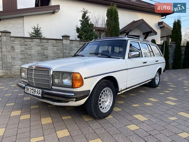Mercedes-benz E-class (1985)