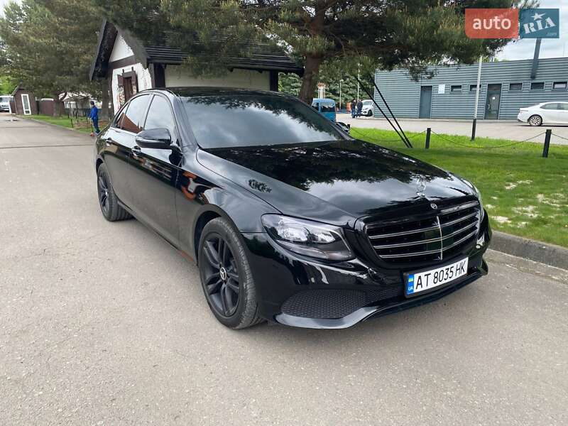 Mercedes-benz E-class (2017)