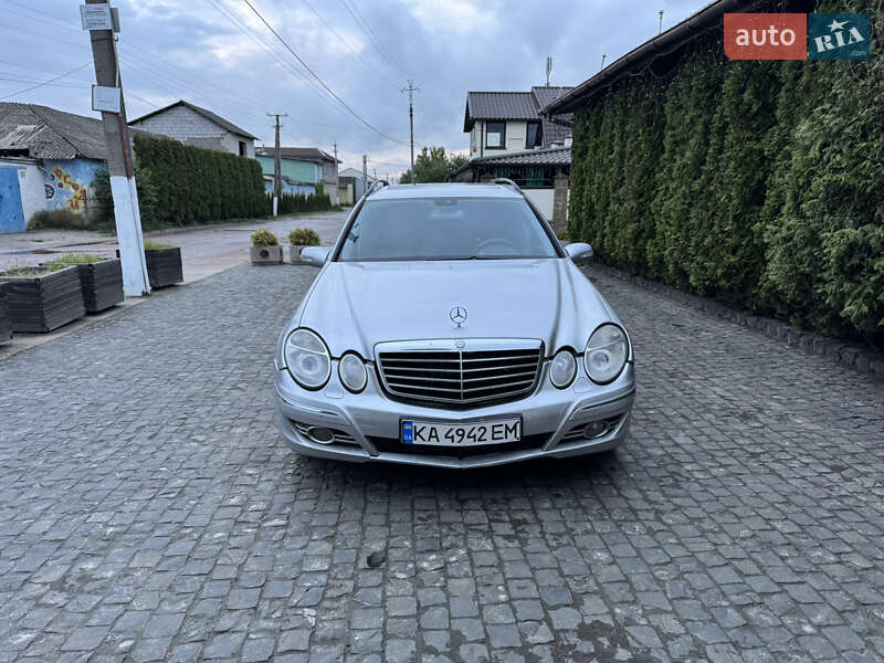 Mercedes-benz E-class (2005)