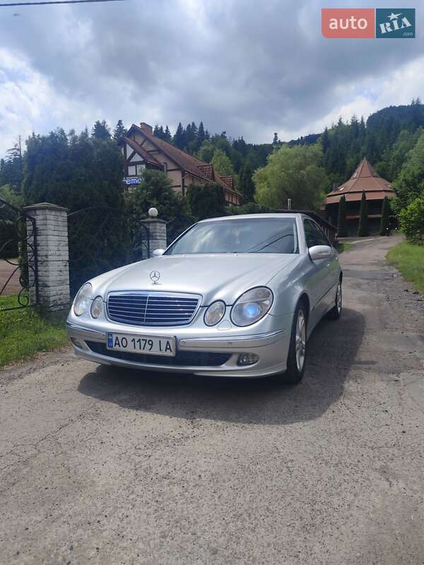 Mercedes-benz E-class (2006)