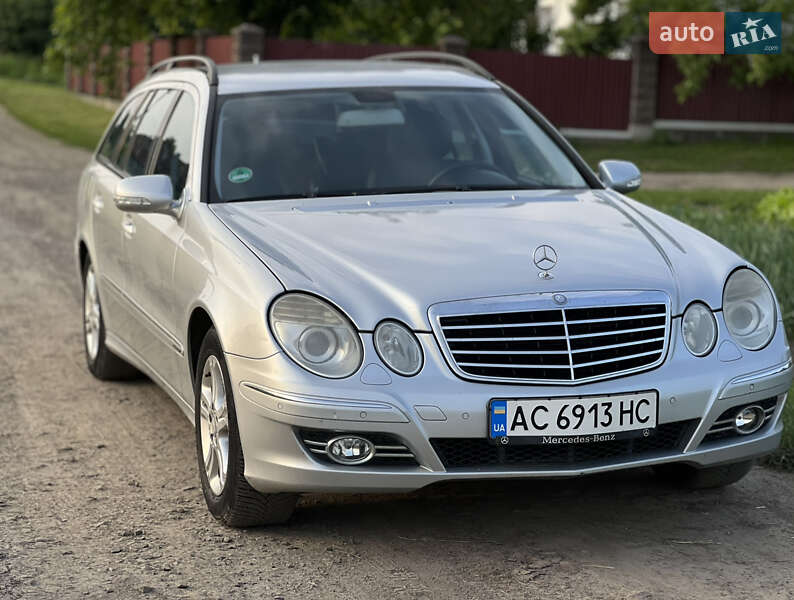 Mercedes-benz E-class (2008)