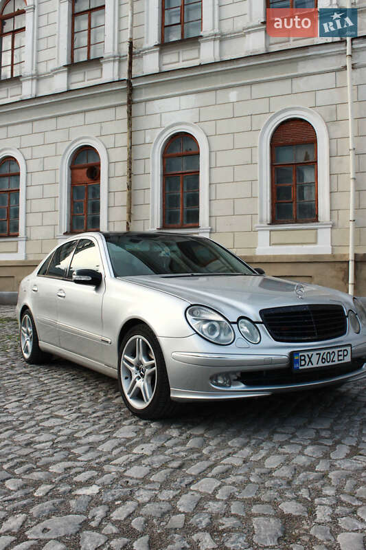 Mercedes-benz E-class (2004)