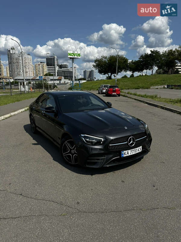 Mercedes-benz E-class (2020)