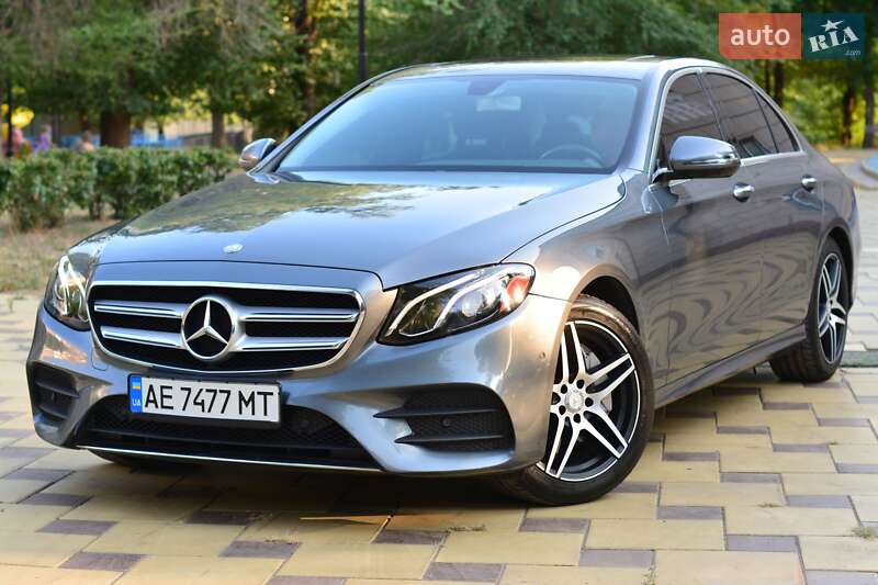 Mercedes-benz E-class (2016)
