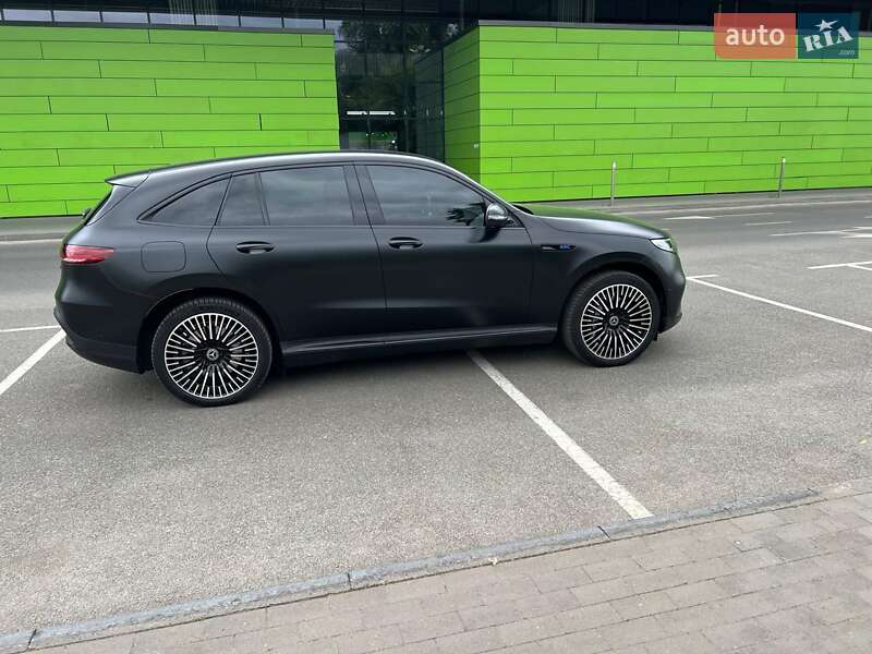 Mercedes-benz Eqc (2022)
