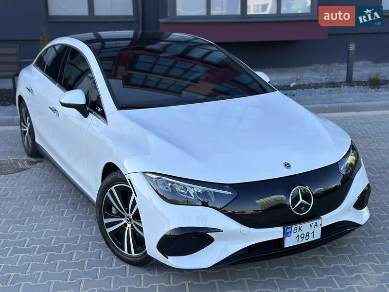 Mercedes-benz Eqe (2022)