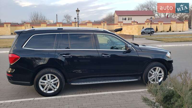 Mercedes-benz Gl-class (2015)