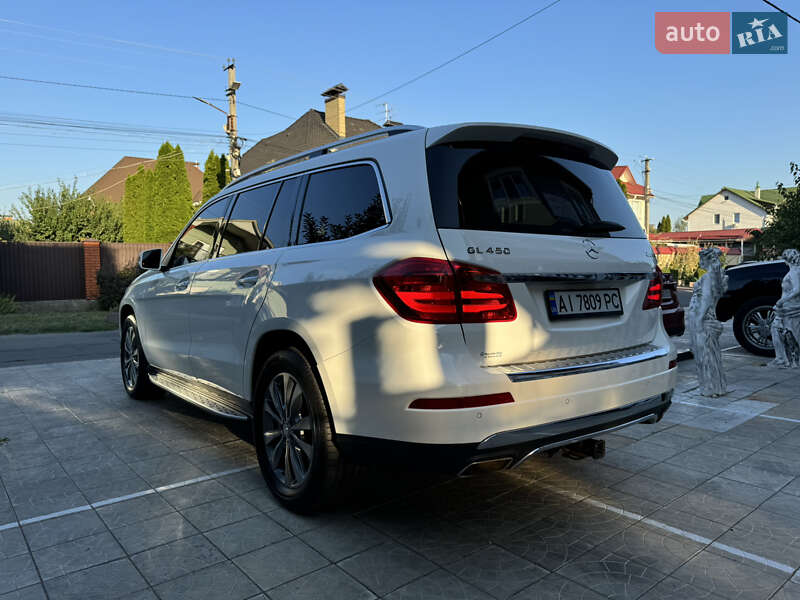 Mercedes-benz Gl-class (2015)