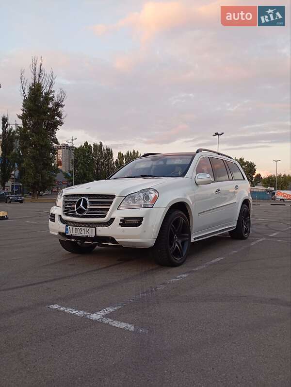 Mercedes-benz Gl-class (2010)