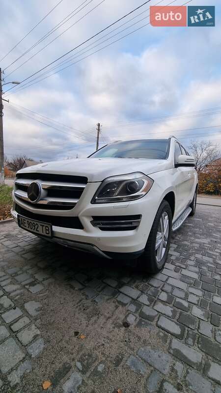 Mercedes-benz Gl-class (2012)