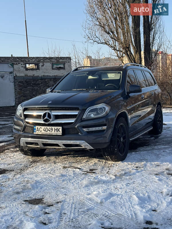 Mercedes-benz Gl-class (2015)