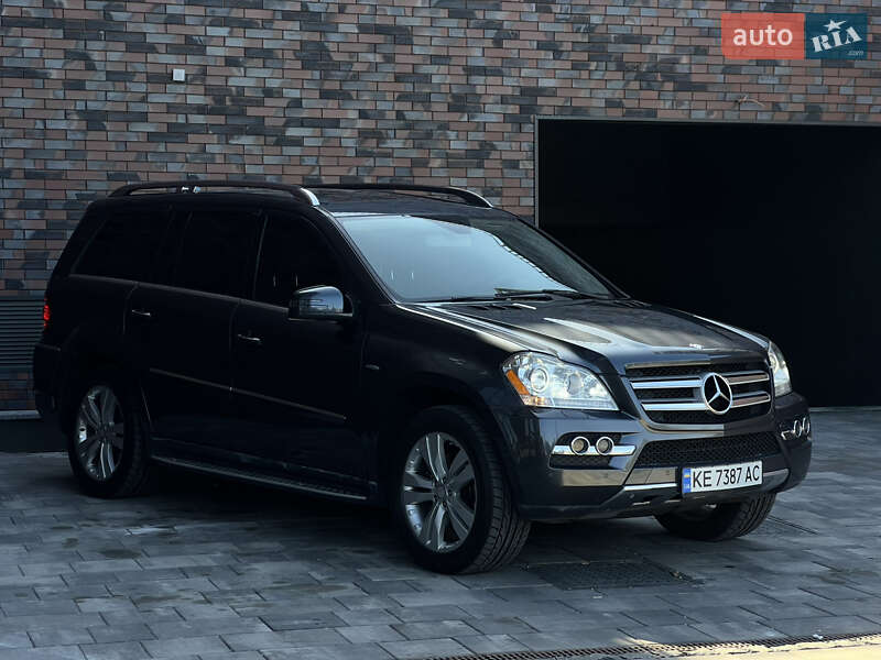 Mercedes-benz Gl-class (2011)