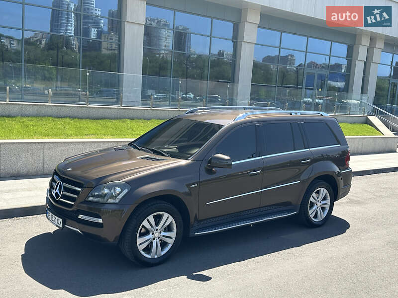 Mercedes-benz Gl-class (2011)
