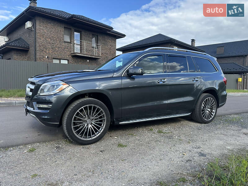 Mercedes-benz Gl-class (2015)
