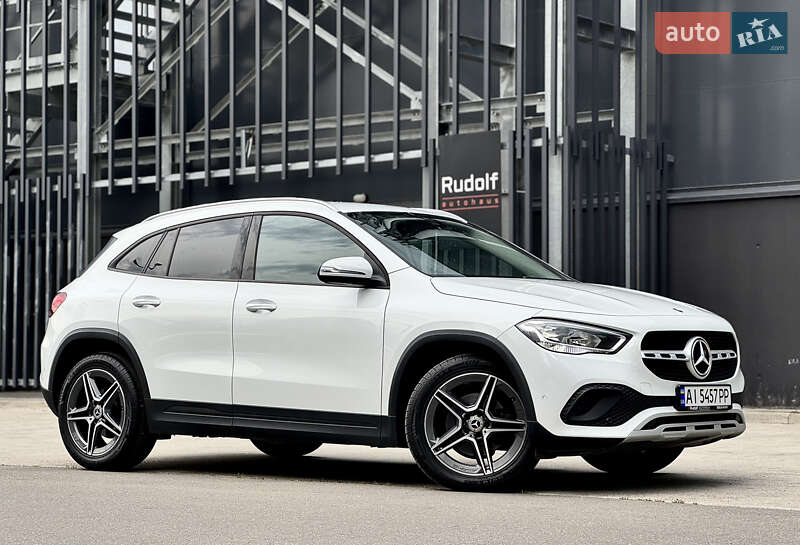Mercedes-benz Gla-class (2020)