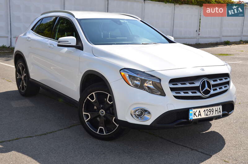 Mercedes-benz Gla-class (2019)