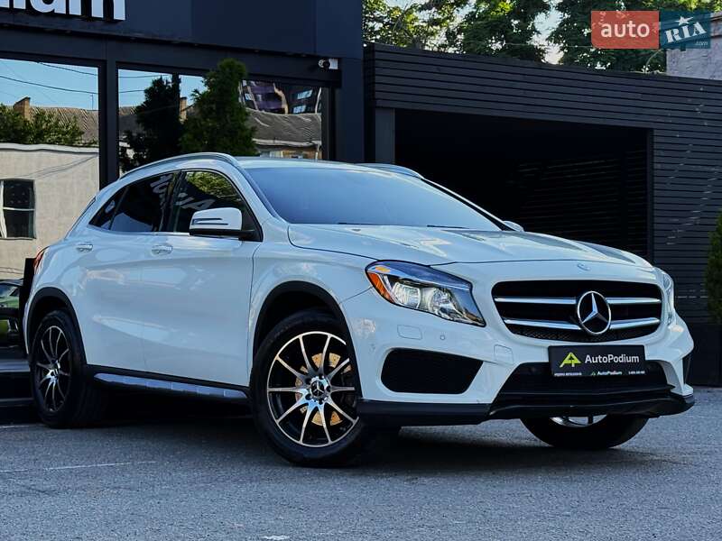 Mercedes-benz Gla-class (2016)