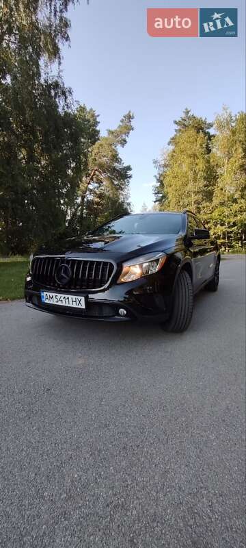 Mercedes-benz Gla-class (2016)