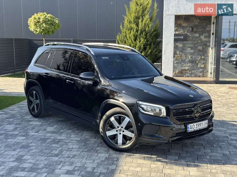 Mercedes-benz Glb-class (2020)