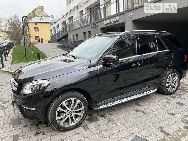 Mercedes-benz Gle-class (2017)