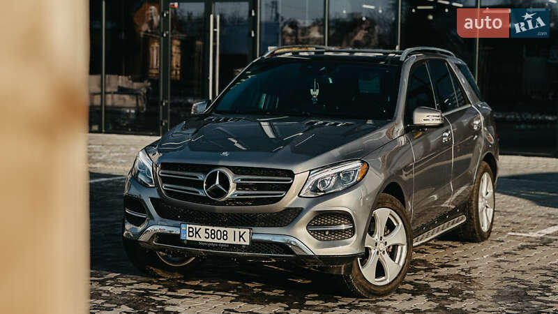 Mercedes-benz Gle-class (2015)