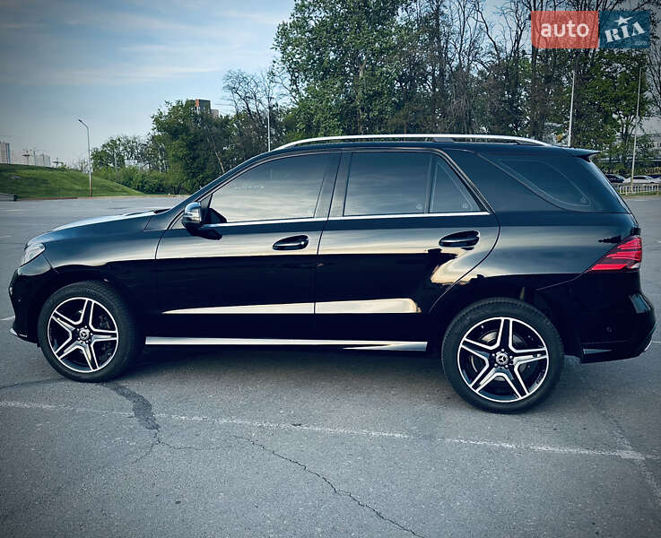 Mercedes-benz Gle-class (2016)