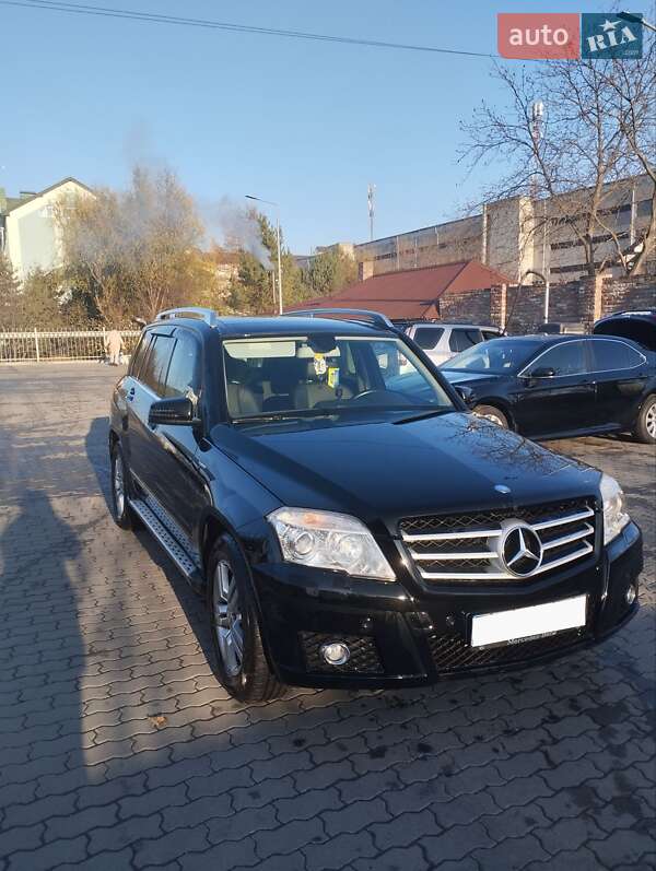 Mercedes-benz Glk-class (2009)