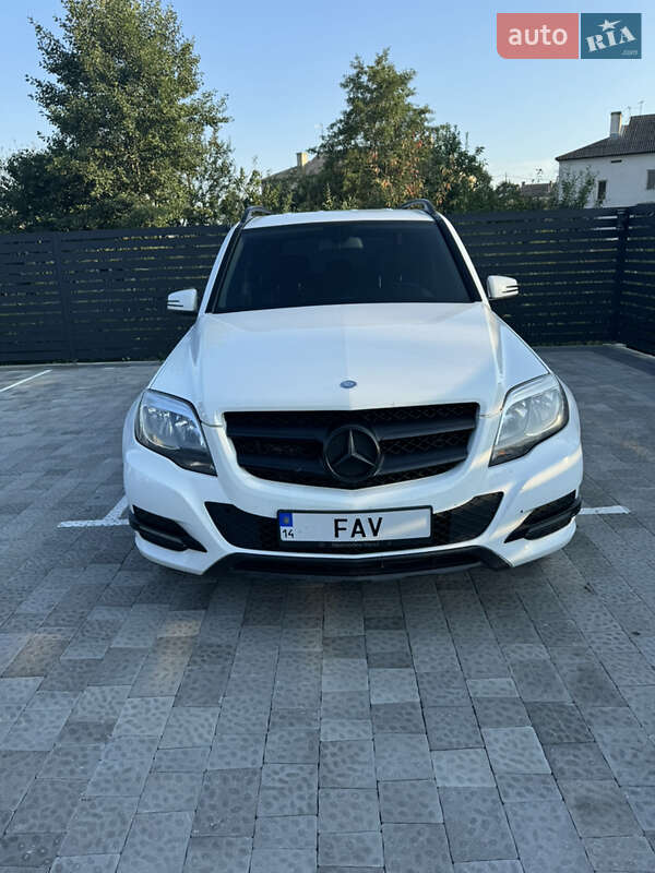 Mercedes-benz Glk-class (2015)