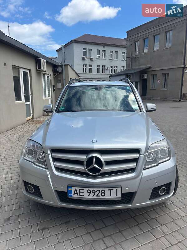 Mercedes-benz Glk-class (2011)