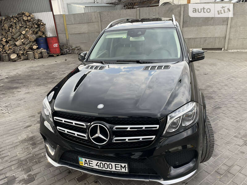 Mercedes-benz Gls-class (2016)
