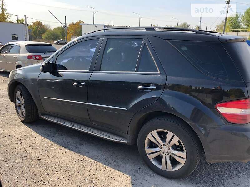 Mercedes-benz M-class (2008)